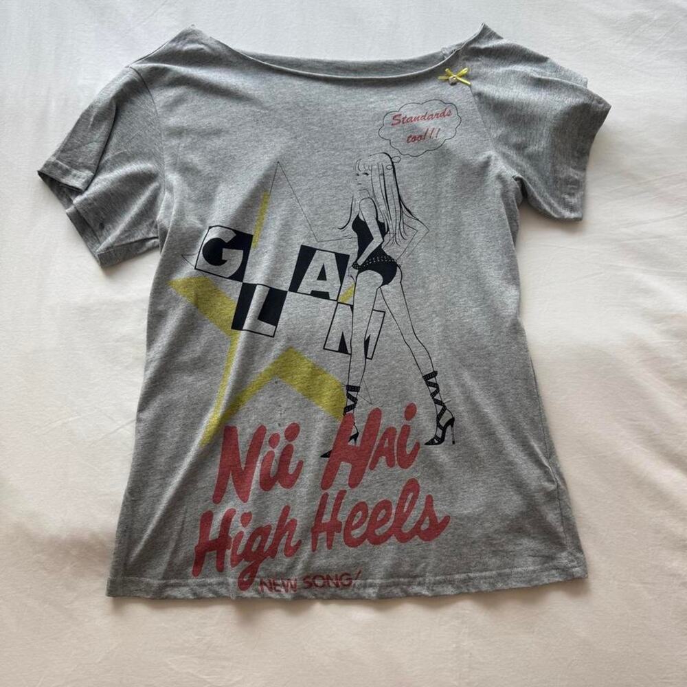 Nii hai grey graphic tee